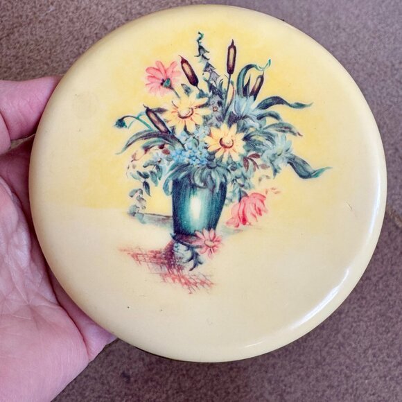 Vintage Compact - Picture 1 of 8